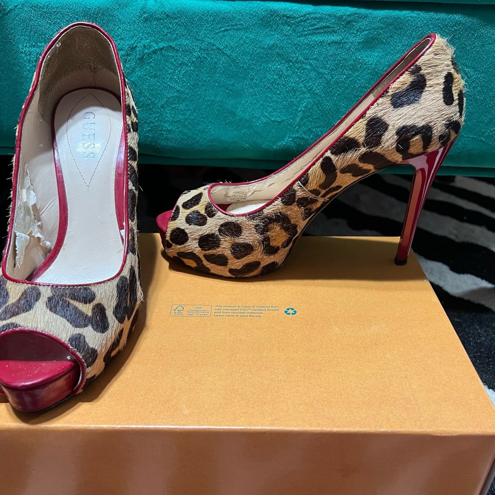 Guess Lepard Pony Hair Stiletto Shoes High Heels Platform Size 7.5 Red 2086